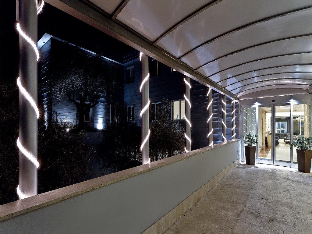 hotel image 10