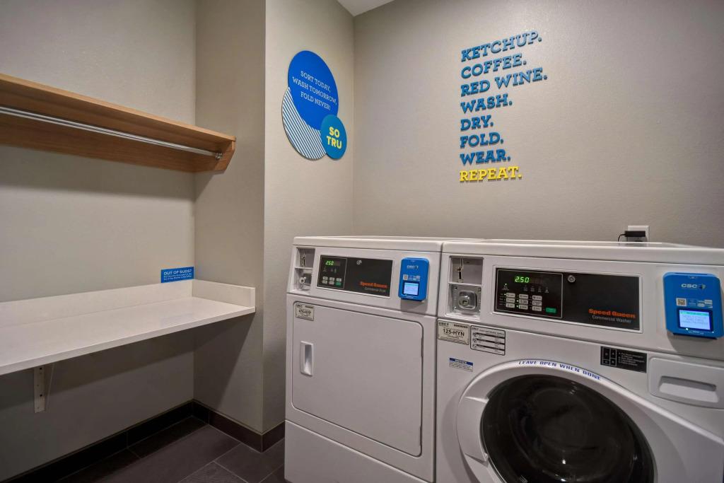 hotel image 10