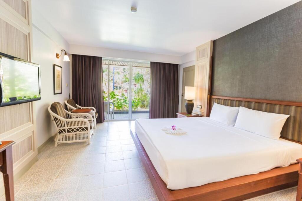 hotel image 9