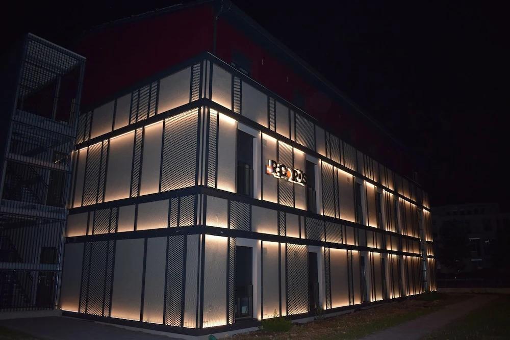 hotel image 9