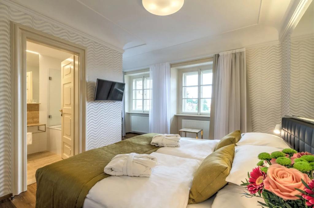 hotel image 12
