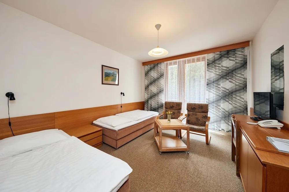 hotel image 9