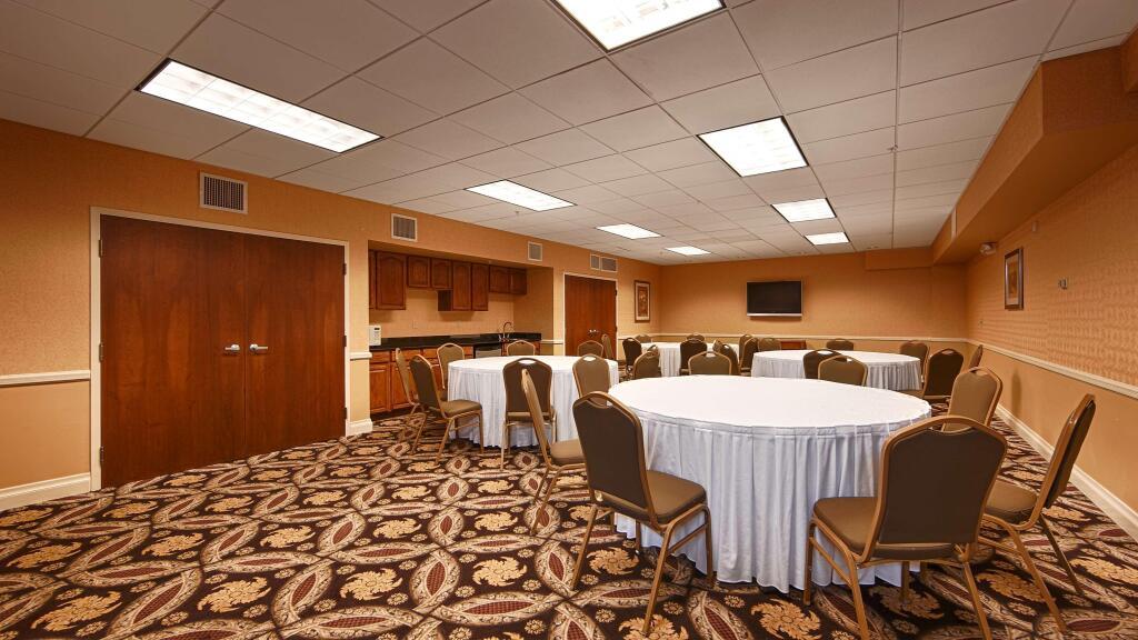 hotel image 16