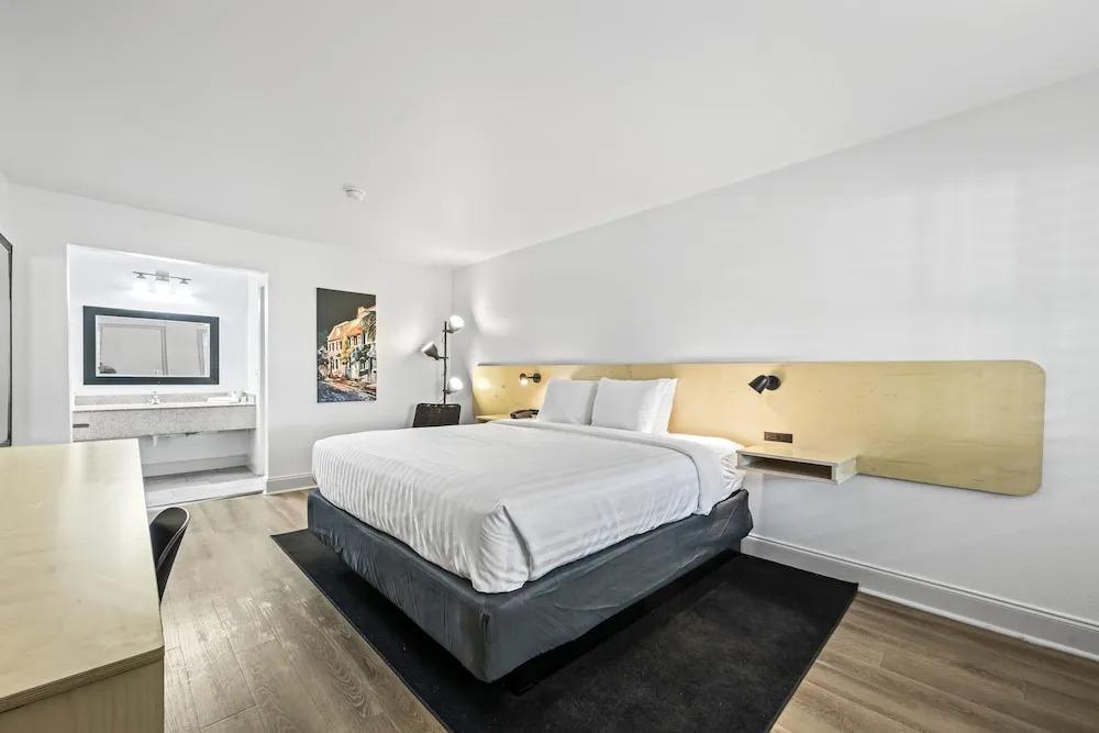 hotel image 12