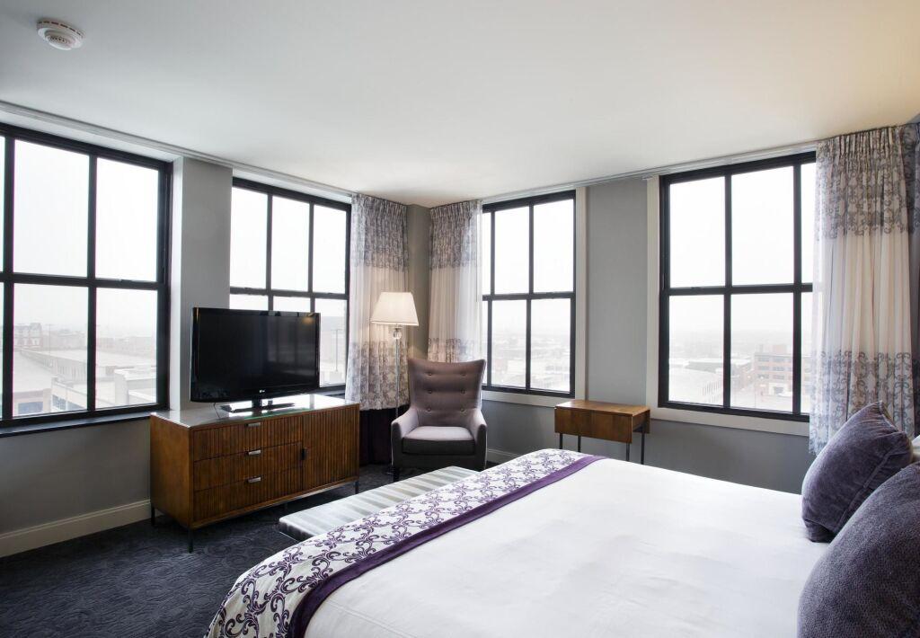 hotel image 16