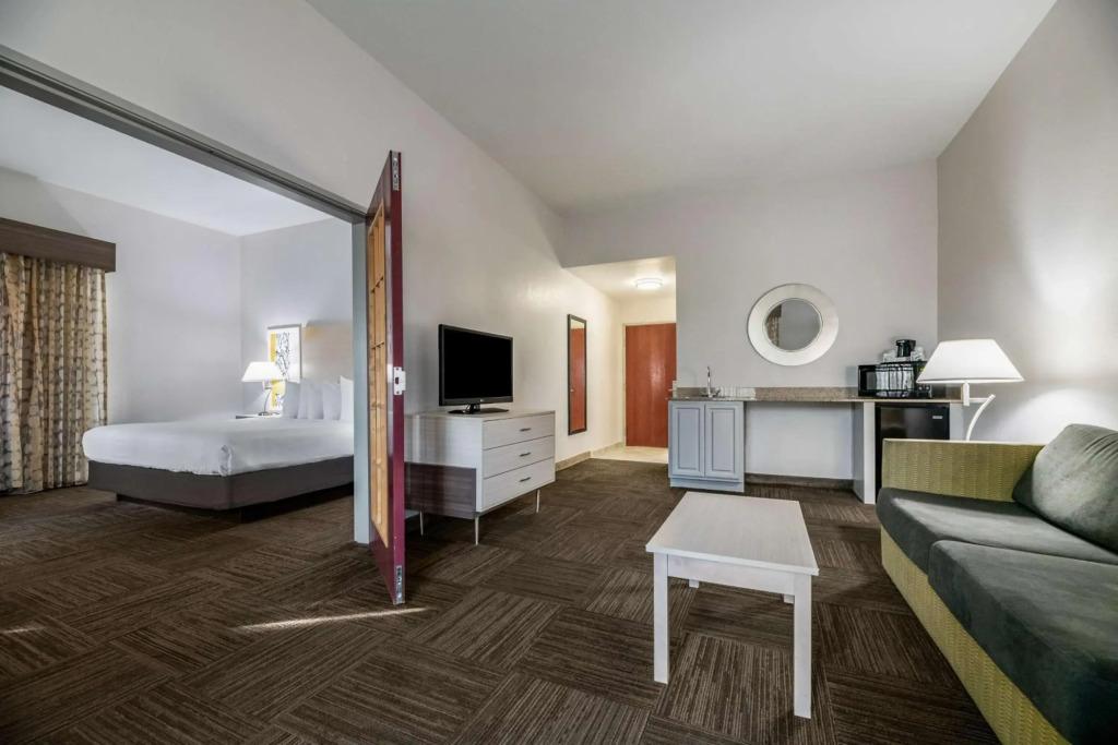 hotel image 13