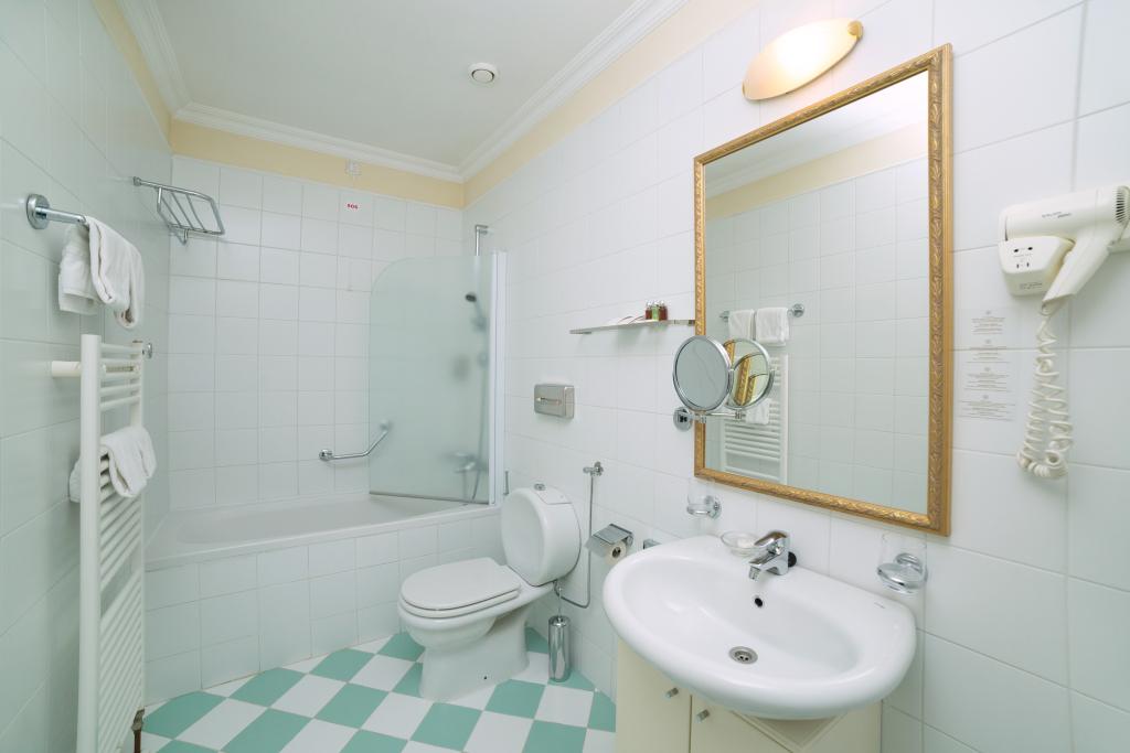 hotel image 12
