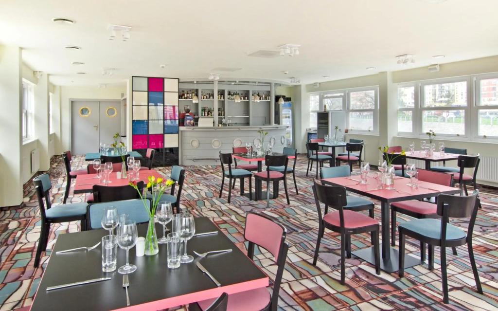 hotel image 16