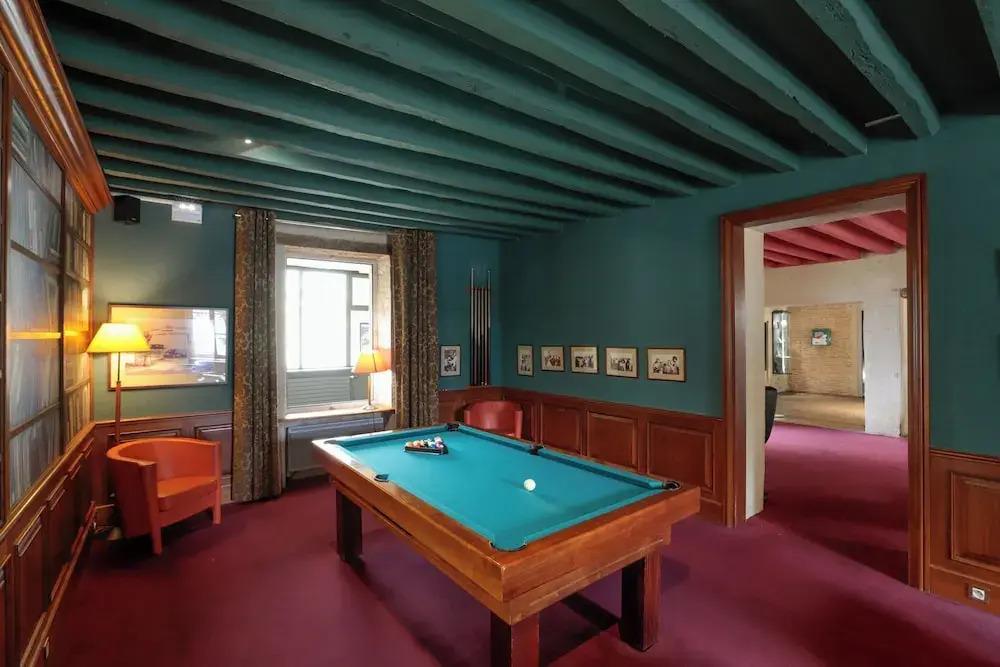 hotel