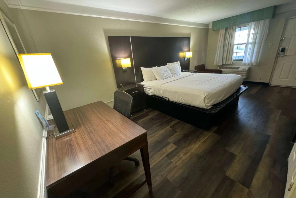 hotel image 11