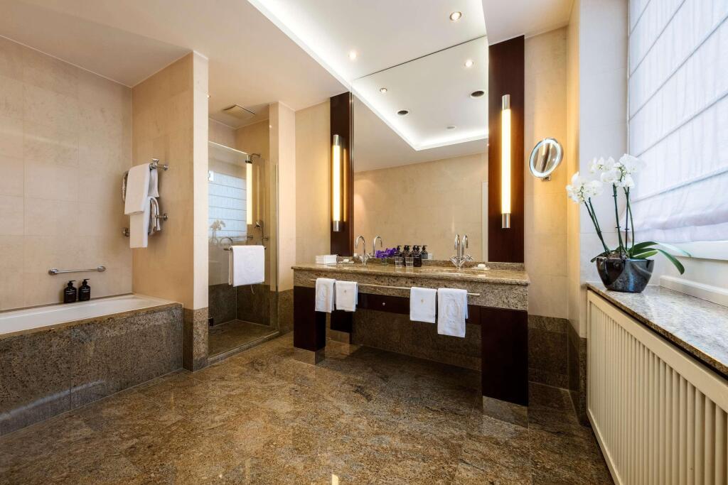 hotel image 41