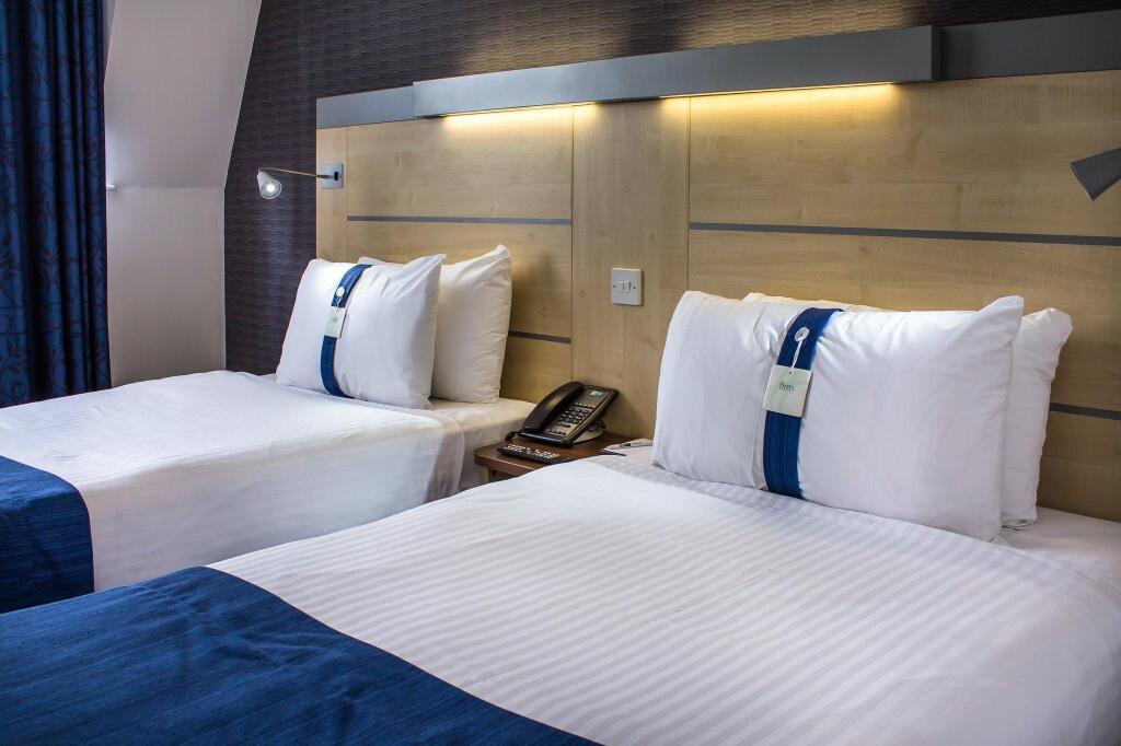 hotel image 16