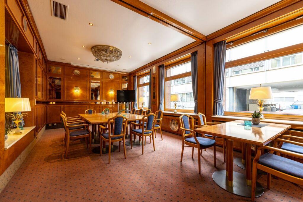 hotel image 13