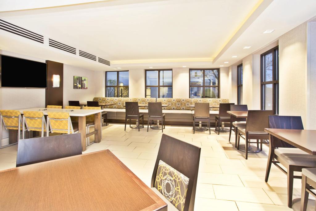 hotel image 12