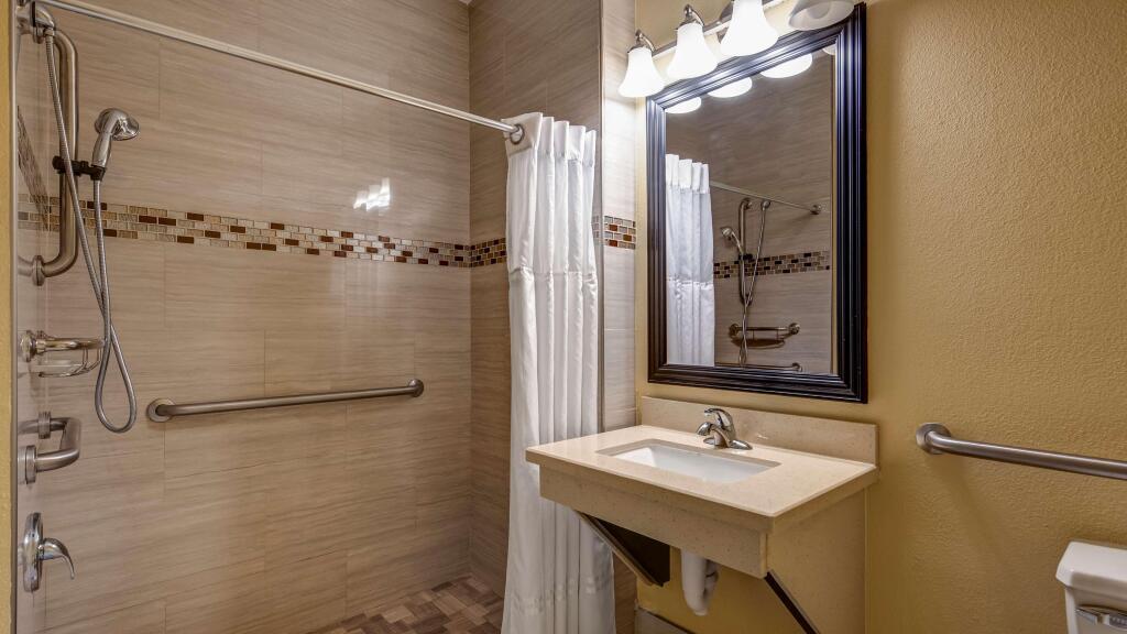 hotel image 13