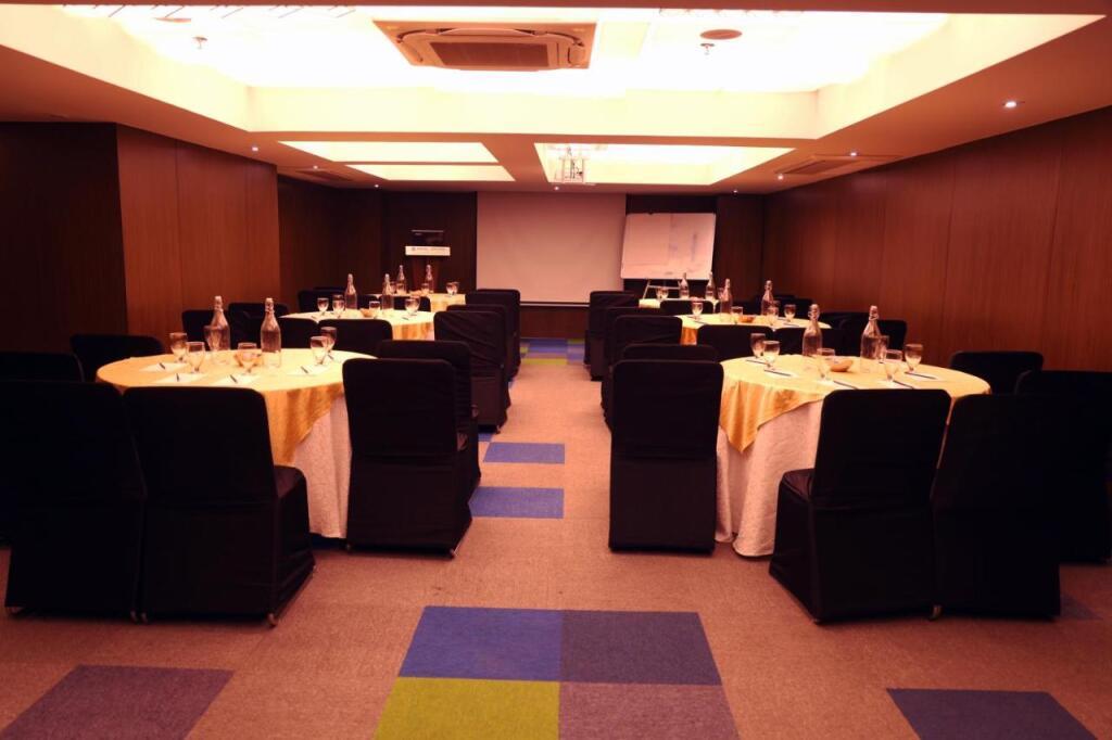 hotel image 13