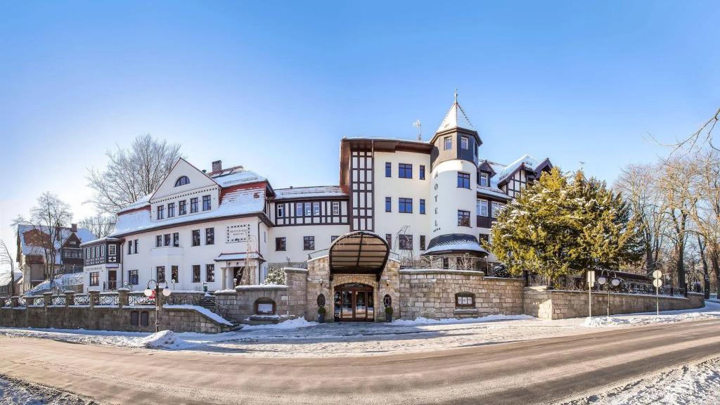 hotel image 11