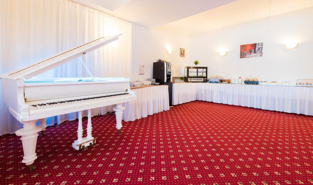 hotel image 11