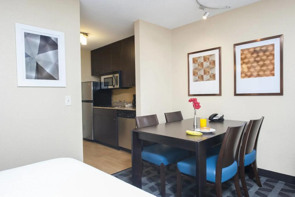 hotel image 16