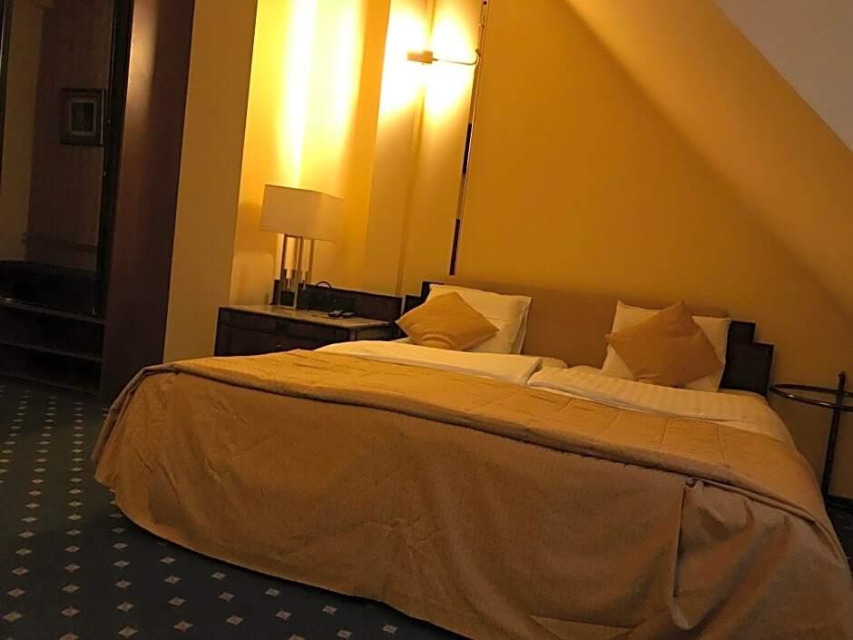 hotel image 16
