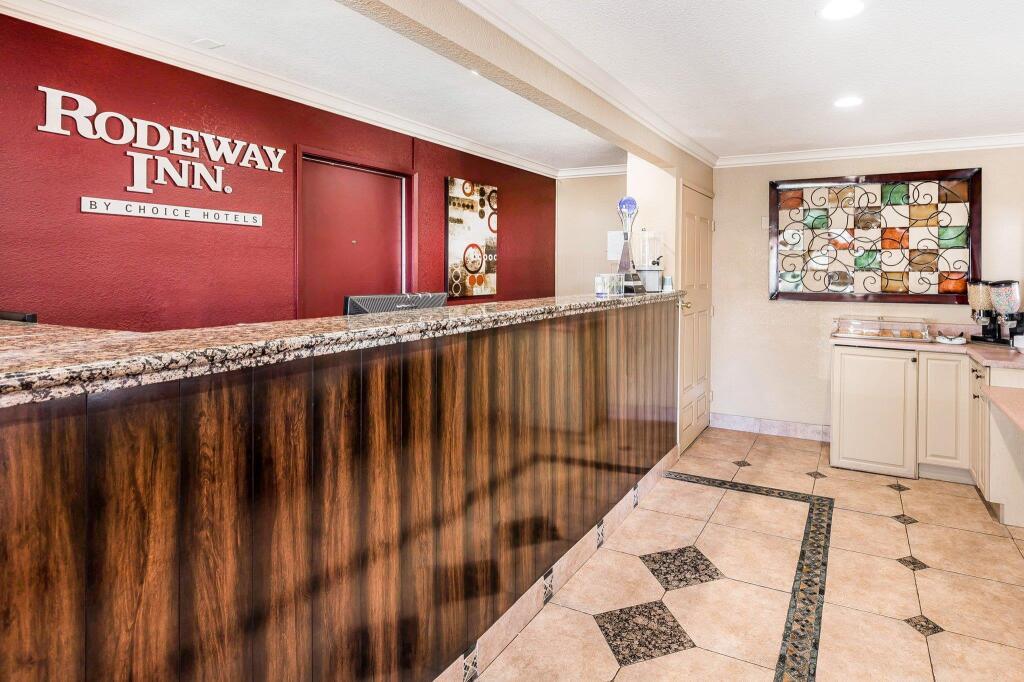 hotel image 5