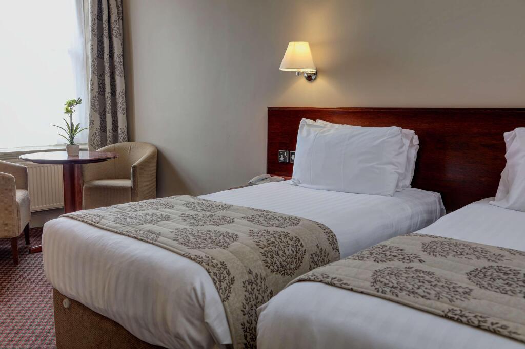 hotel image 9
