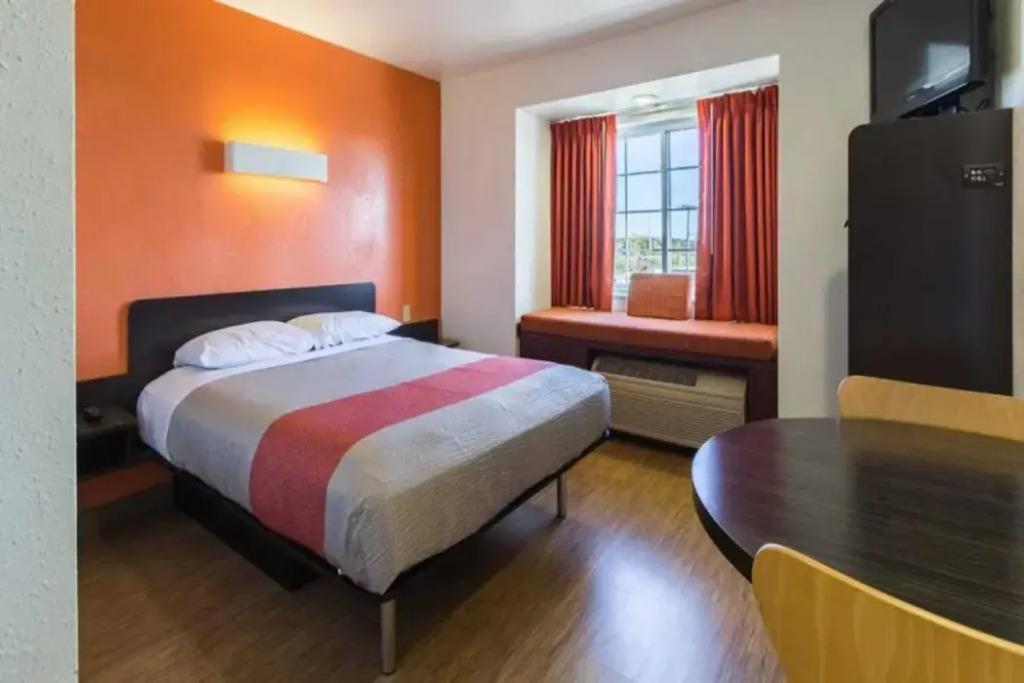 hotel image 10