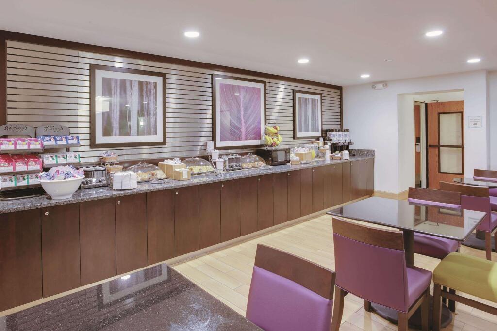 hotel image 39