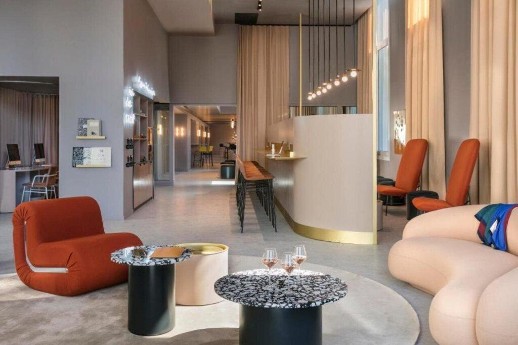 hotel