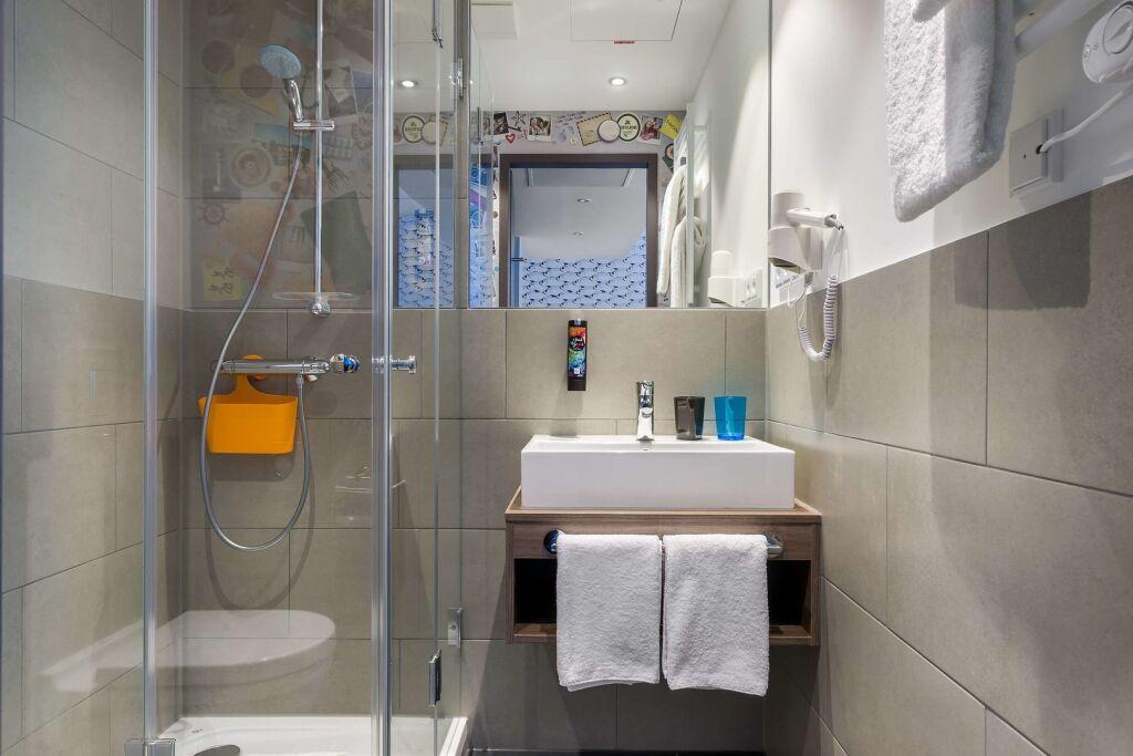 hotel image 8