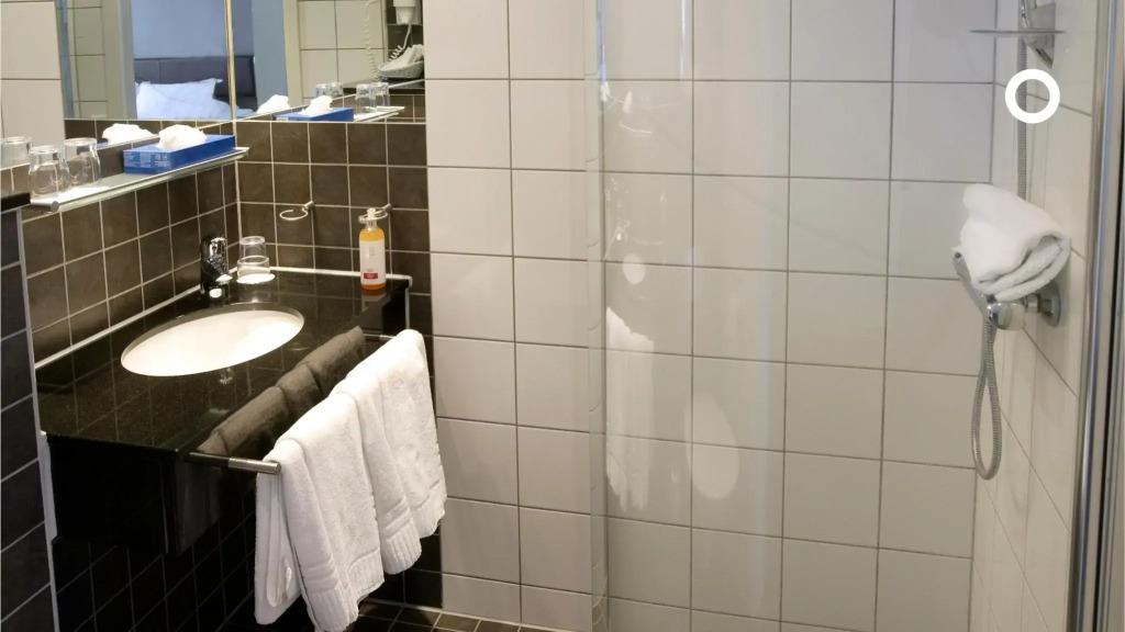 hotel image 16