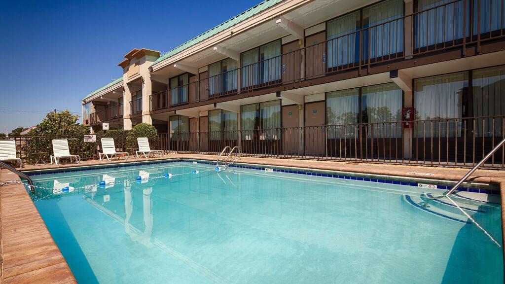 hotel image 12