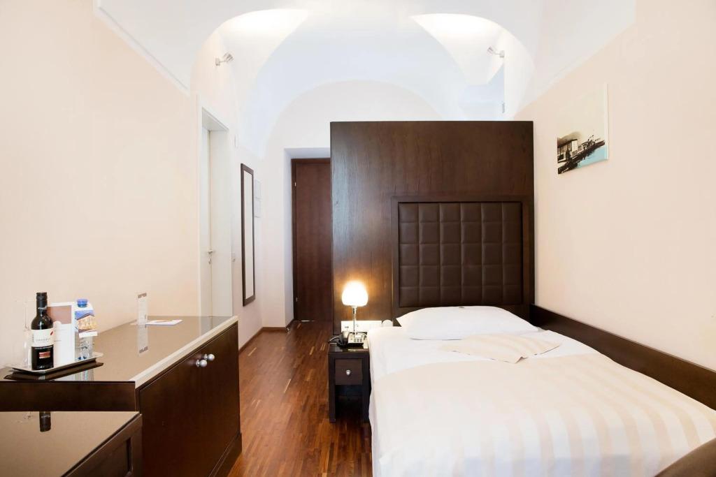 hotel image 18