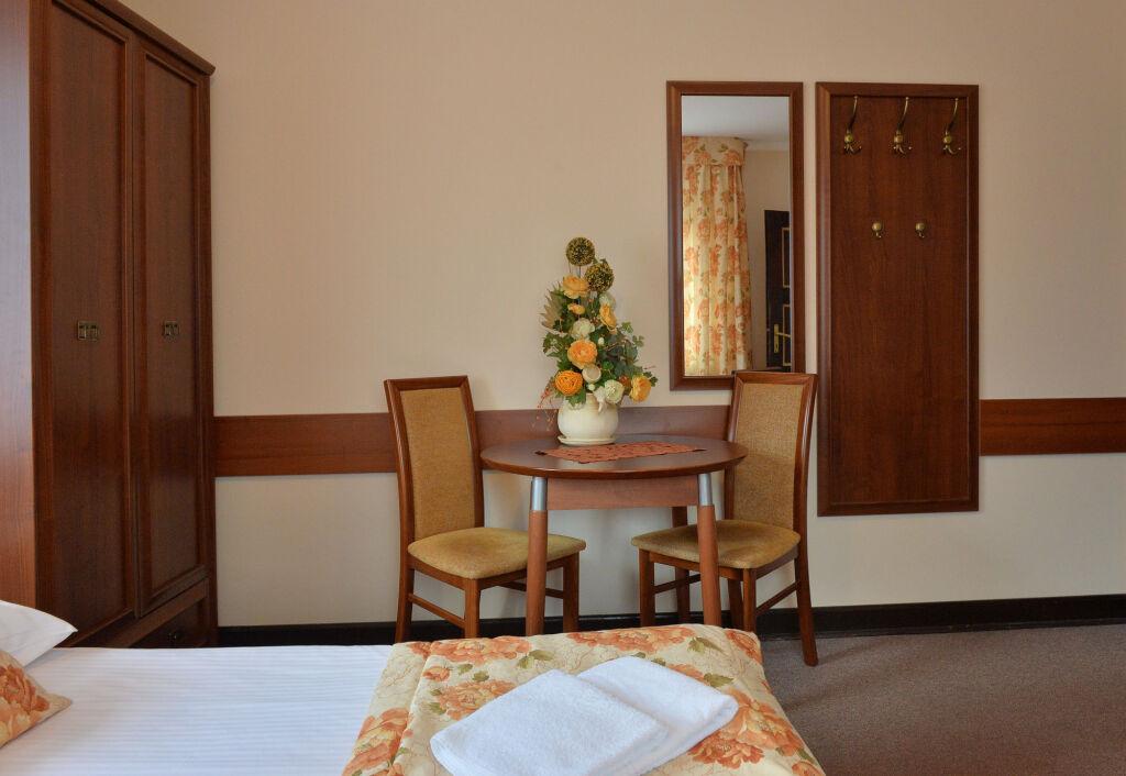 hotel image 10