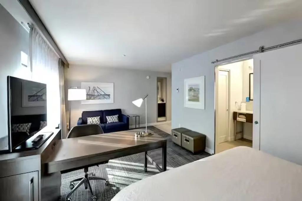 hotel image 16