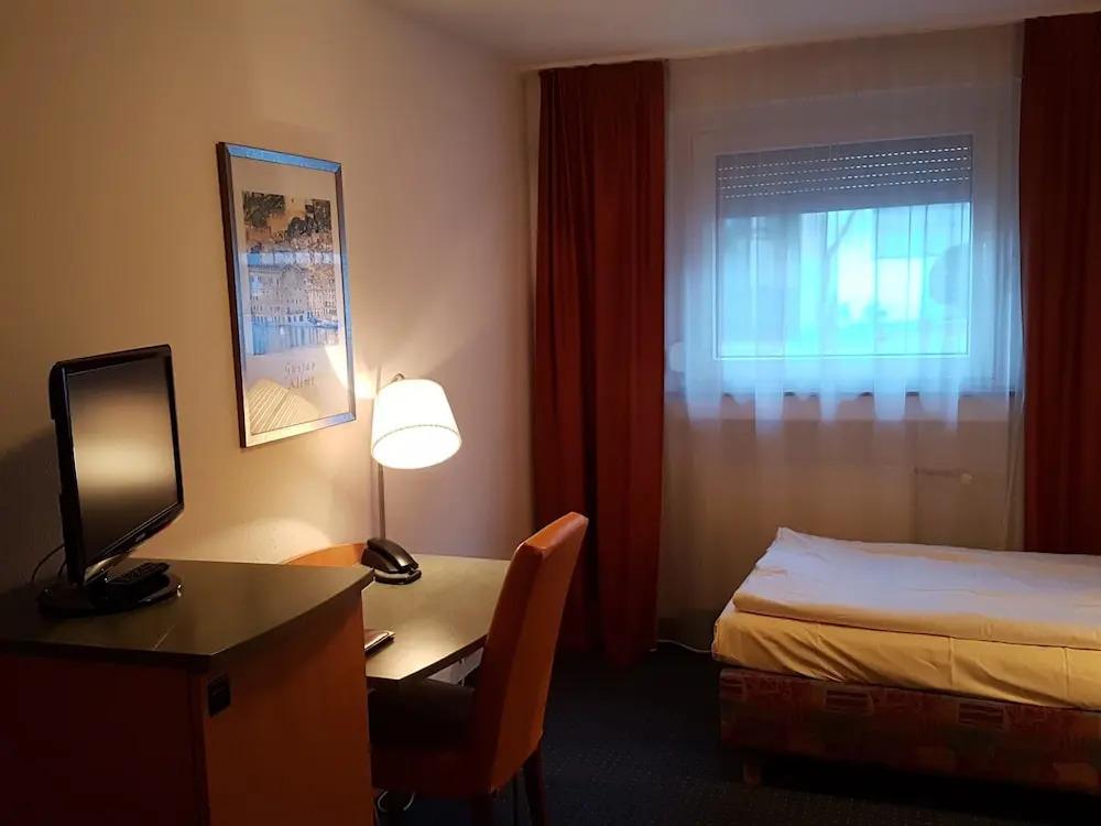 hotel image 15