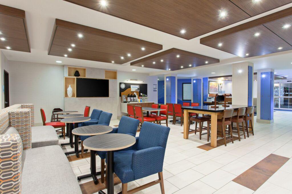 hotel image 13