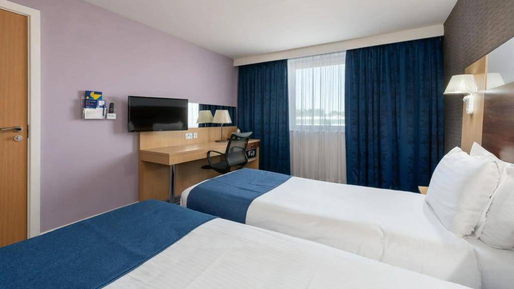 hotel image 10