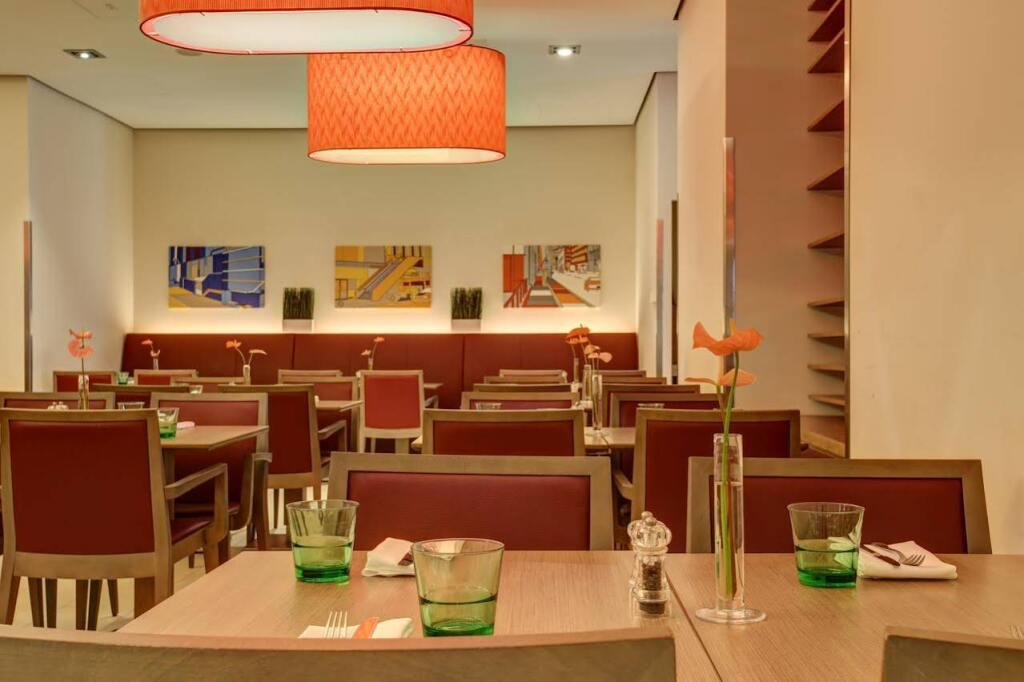 hotel image 16