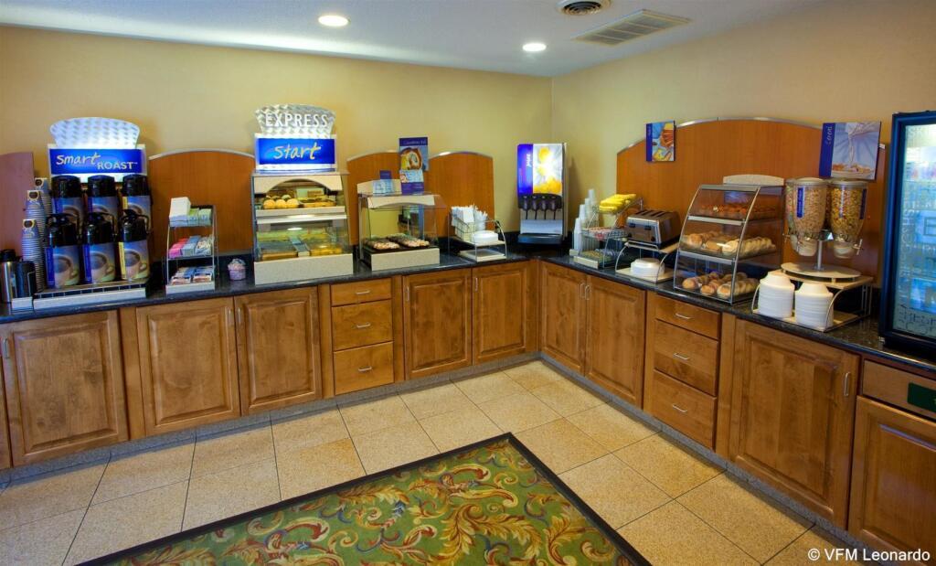 hotel image 2677