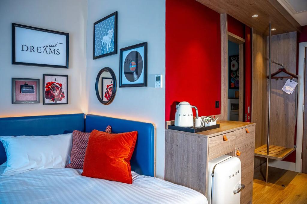 hotel image 13