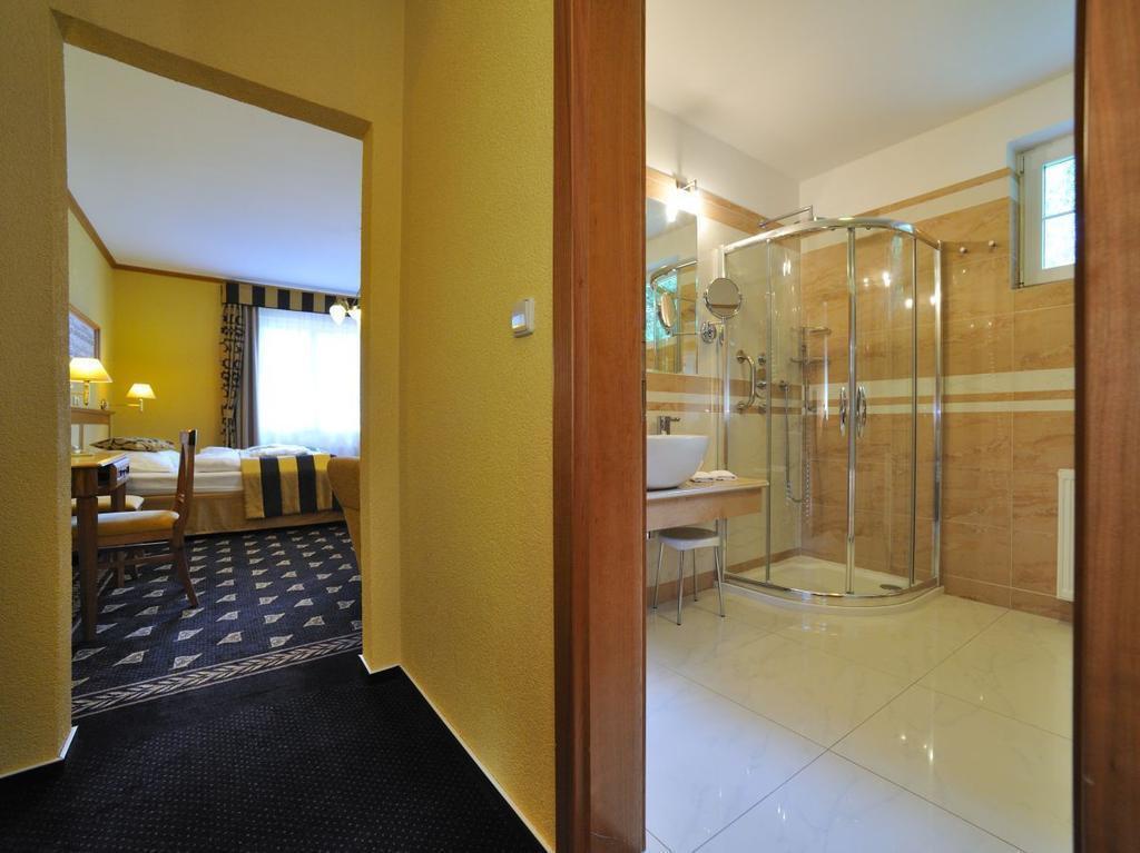 hotel image 10