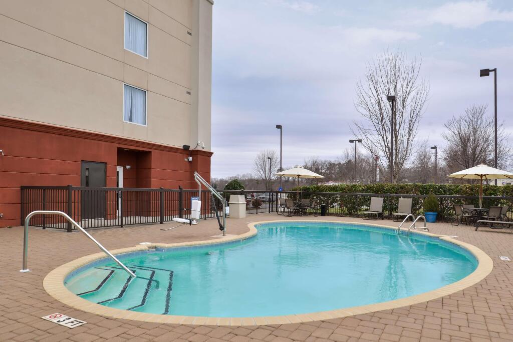 hotel image 16