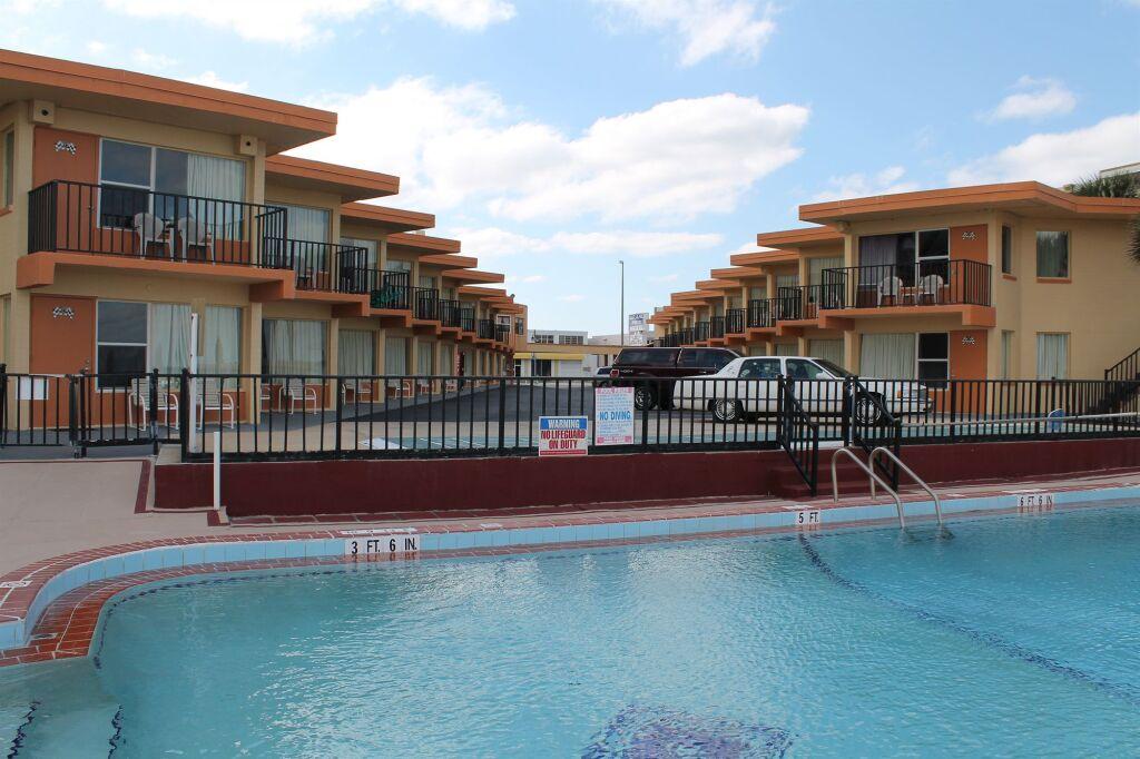 hotel image 13