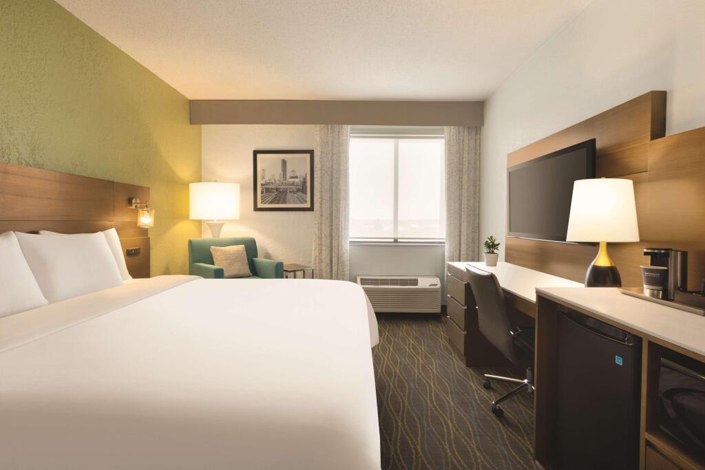 hotel image 13