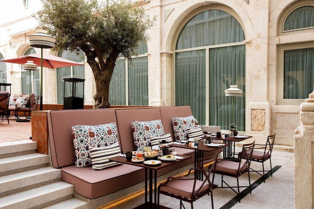 hotel image 14