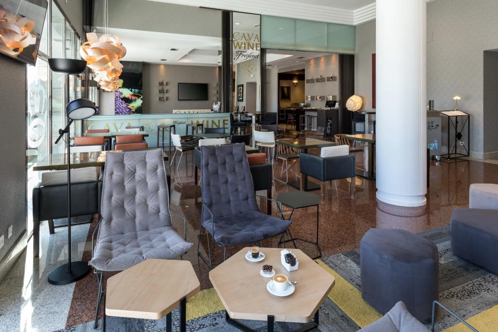 hotel image 10