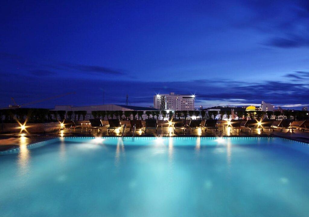 hotel