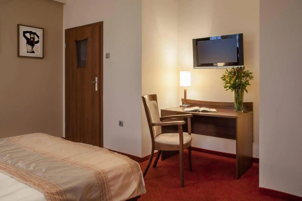 hotel image 8