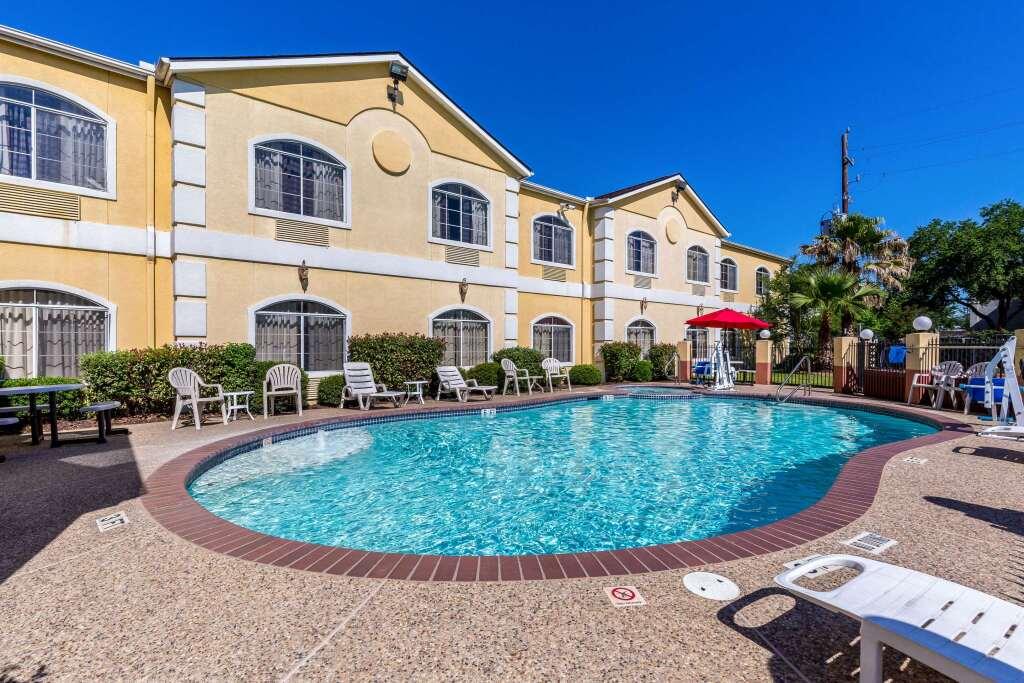 hotel image 14